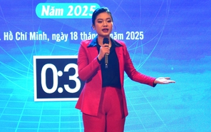 Nữ sinh song ngành là én vàng Én sinh viên 2025