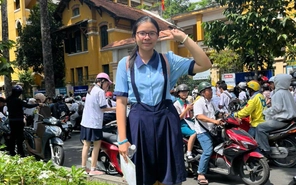 Thủ khoa lớp 10 TP.HCM sở hữu hai điểm 10 tròn trĩnh