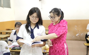 Đề và đáp án ôn tập thi tốt nghiệp THPT năm 2025 môn ngữ văn