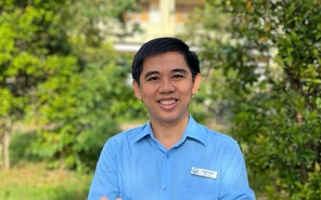Thầy cô 'tiếp lửa' cho thí sinh thi tốt nghiệp THPT năm 2025