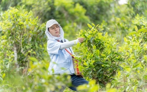 Duy Khánh - chiến thần ngôn ngữ 'gãy chữ' hài hước của Gia đình Haha