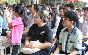 Trường THPT Ten Lơ Man có những môn học lựa chọn nào?