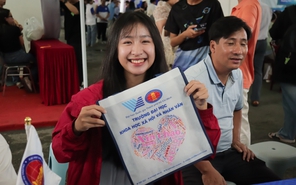 Top ngành điểm chuẩn cao nhất của 2 Trường đại học Khoa học xã hội và Nhân văn năm 2024