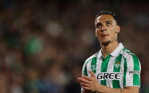 Antony chỉ muốn tới Real Betis, Man United gặp khó
