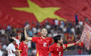 Bích Thùy lập cú đúp, tuyển bóng đá nữ Việt Nam thắng Guam 4-0, dự vòng chung kết ASIAN Cup 2026