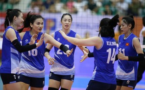Chung kết VTV Cup 2025: Tuyển bóng chuyền nữ Việt Nam thua đáng tiếc trước CLB Korabelka (Nga)
