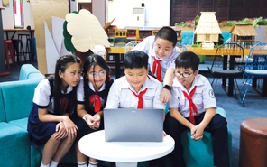 Nhóm học sinh Trường THCS & THPT Trần Đại Nghĩa sáng tạo phần mềm giúp người khiếm thị học tập