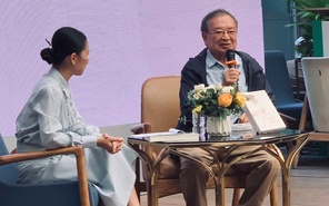 Nghe bác sĩ đầu tiên của Phòng mạch Mực Tím kể 'Chuyện hồi đó'
