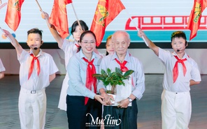 Thông điệp từ bài hát chủ đề năm học 2025 - 2026 'Hoa xuân đất nước - Đội ta tiếp bước'