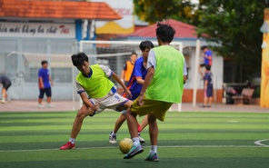 Kịch tính hội thao hè tại Trường THPT Nguyễn Du