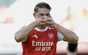 Viktor Gyokeres ghi bàn giúp Arsenal thắng đậm Athletic Bibao