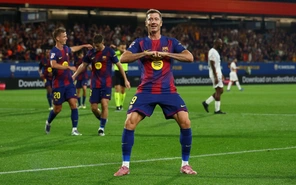 Barcelona thắng 6-0 Valencia trong ngày thiếu Lamine Yamal
