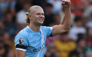 Arsenal chia điểm với Man City trên sân nhà