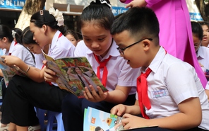 Cùng học trò Trường THCS Phước Thắng lan tỏa niềm vui 'Đọc và làm theo báo Đội'