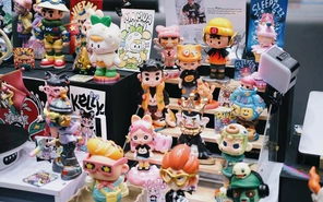 Chàng trai đưa yếu tố văn hóa Việt vào art toy