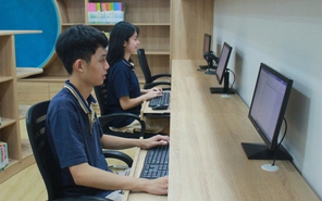 'Đột nhập' không gian đọc sách sang xịn của teen các trường