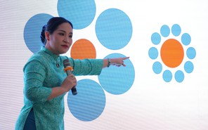 Đồng hành cùng con: Một phụ huynh hạnh phúc bắt đầu từ một con người hạnh phúc