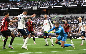 Tottenham với West Ham: thắng để tự cứu lấy mình