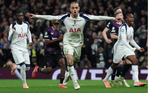 Tottenham đấu Dortmund tại Champions League: Cơ hội cuối cùng cho Thomas Frank?