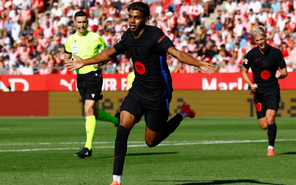 Barcelona đấu Oviedo, lấy lại ngôi đầu từ Real Madrid