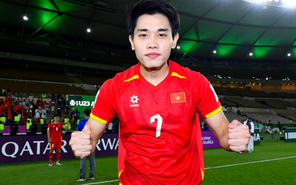 Pha đánh đầu ngược của Đình Bắc là bàn thắng được yêu thích nhất vòng knock-out