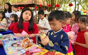 Trường TH - THCS - THPT Nam Sài Gòn rộn ràng ngày hội Xuân yêu thương