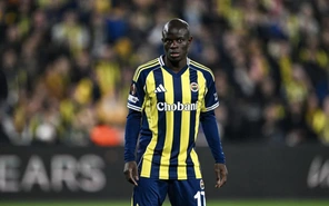 Fenerbahce thua Nottingham Forest 0-3 trong ngày N'Golo Kante trở lại bóng đá châu Âu