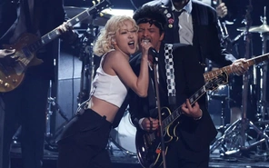 Rosé không vội vàng làm tour solo, hé lộ người muốn hợp tác nhất