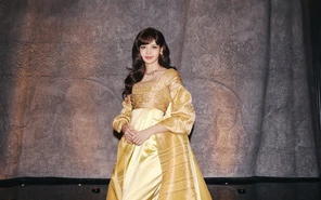 Phim mới của Netflix do Lisa (BLACKPINK) đóng chính lấy cảm hứng từ đâu?