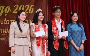 Gặp gỡ nam sinh và nữ sinh thanh lịch tại hội xuân Trường THPT Thủ Thiêm