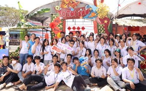 Học trò Trường THPT Phan Thanh Giản, Vĩnh Long cháy hết mình trong hội trại truyền thống