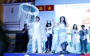 Học sinh Trường THPT Bình Phú cùng nhau ‘Chạm khắc thanh xuân’