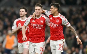 Đội hình xuất phát Arsenal đấu Chelsea tại Ngoại hạng Anh