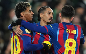 Đội hình xuất phát Barcelona đấu Sevilla: Lamine Yamal dự bị