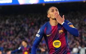 Barca và Liverpool bùng nổ ở lượt về vòng 16 đội Champions League