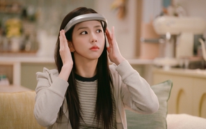 Boyfriend on demand sẽ là phép thử cho diễn xuất của Jisoo?