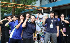 Check-in Trường THPT Nguyễn Du: Học hiện đại, trải nghiệm 'đã'