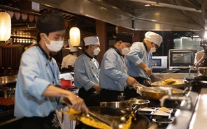 Trường trung cấp Việt Giao mở lớp pha chế tại Ngày hội Tự tin vào lớp 10