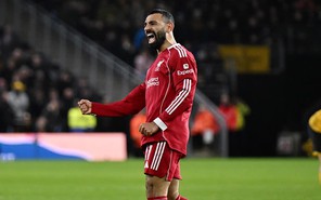 Liverpool thua sốc đội bét bảng Giải ngoại hạng Anh