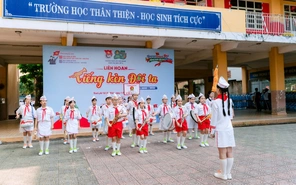 Hướng dẫn thực hiện Nghi thức Đội: Ký hiệu P và T trong các bài trống Đội có ý nghĩa gì?