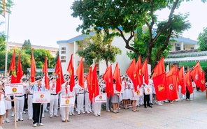 Hướng dẫn thực hiện Nghi thức Đội: Lễ kết nạp đội viên và các nghi lễ của Đội