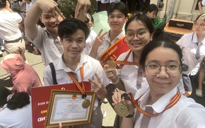 1 tháng ôn luyện của thủ khoa môn sinh học lớp 10 Kỳ thi Olympic truyền thống 30-4