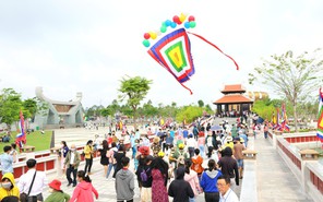 Đa dạng hoạt động vui chơi, giải trí tại Cần Thơ dịp lễ Giỗ Tổ Hùng Vương, 30-4 và 1-5