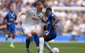 Chelsea gặp Man City tại chung kết FA Cup