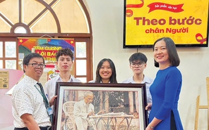 Đa dạng hoạt động tìm hiểu học tập tại không gian về Bác