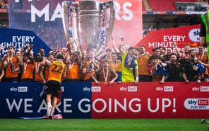 Ba đội trở lại Premier League vào mùa sau