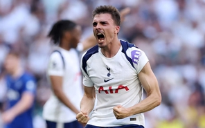 Bảng xếp hạng vòng 38 Premier League: Tottenham trụ hạng thành công