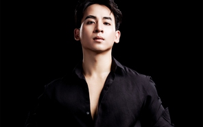Phùng Minh Cương: Từ hot boy làng xiếc đến Anh trai vượt ngàn chông gai