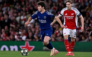 PSG đấu Arsenal: chức vô địch gọi tên ai?