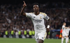  Real Madrid vẫn chưa để Barcelona vô địch La Liga